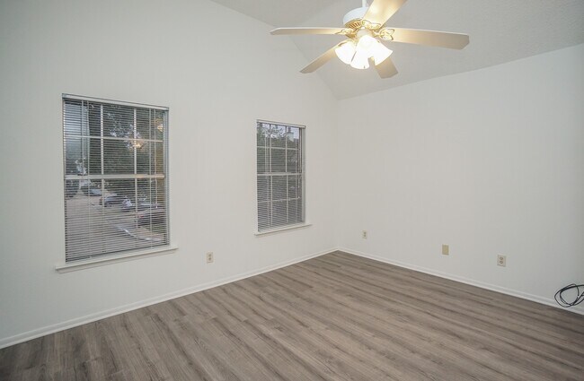 Building Photo - 2810 Grants Lake Blvd
