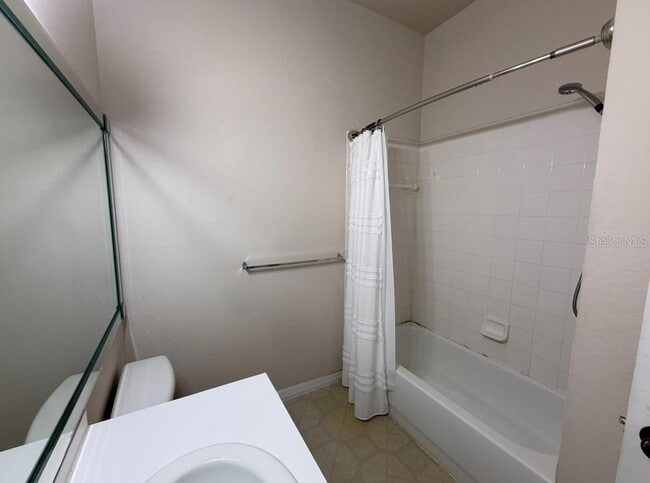 Building Photo - 5174 Northridge Rd