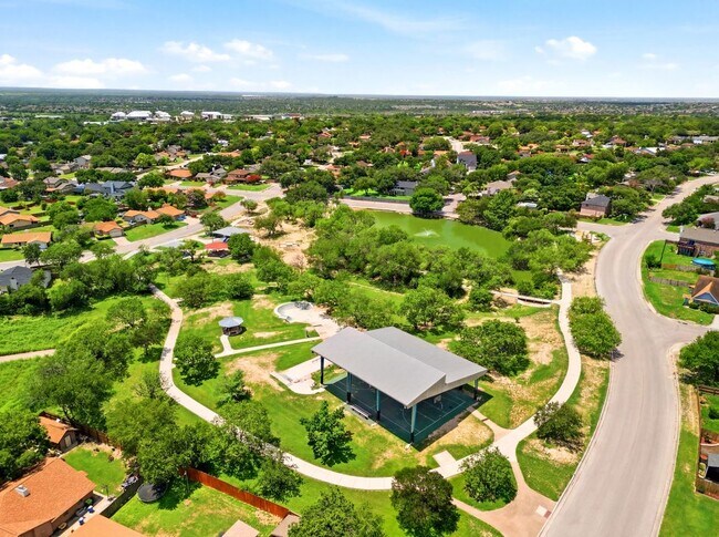 Building Photo - 1114 Churing Dr