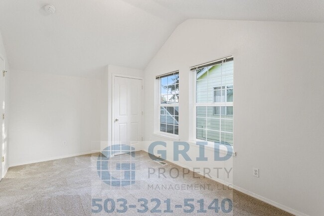Building Photo - GPM397 - SE 62nd Ave (T1)