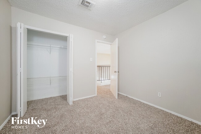 Building Photo - 11532 Teaside Dr
