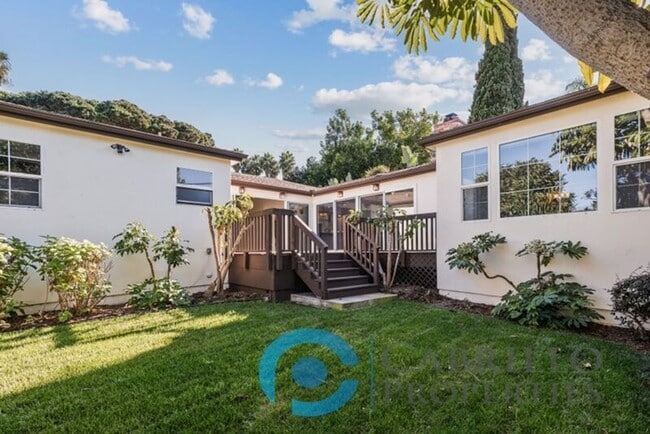 Building Photo - 7940 La Jolla Shores Dr