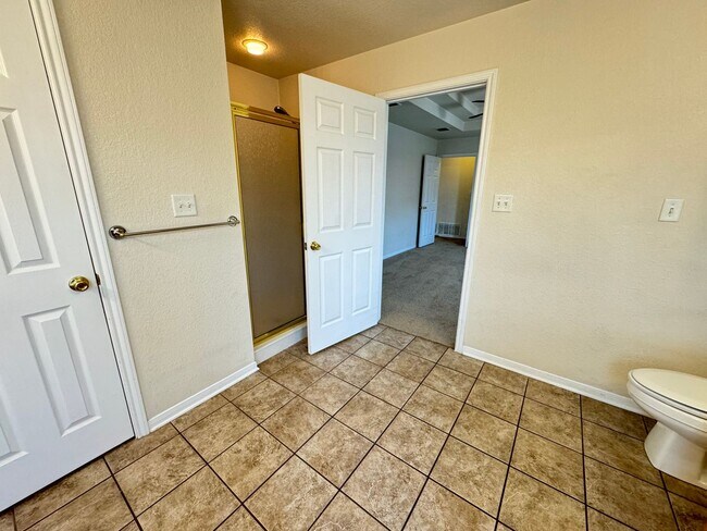 Building Photo - 4204 Boots Dr