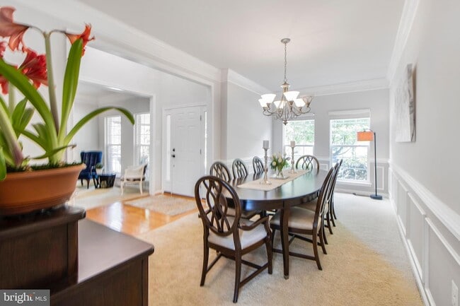 Building Photo - 115 Richard Dr SE