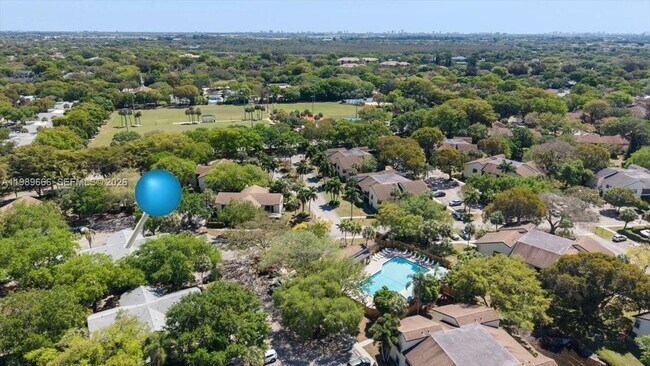 Building Photo - 3627 Cocoplum Cir