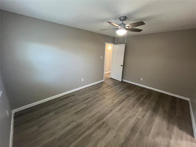 Building Photo - 1310 Whiteoak Dr