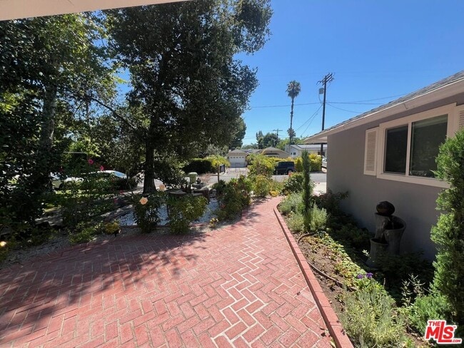 Building Photo - 5059 Catalon Ave
