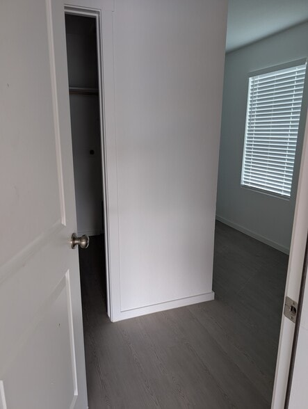 Building Photo - 422 Argyle Hl
