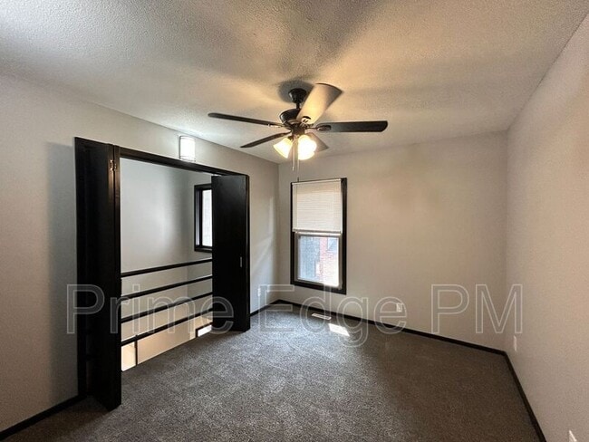 Building Photo - 1841 Ridgehaven Ct