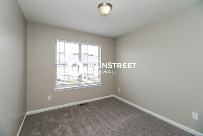 Building Photo - 3 Bedroom Pet-Friendly Home in Hampton, GA with Main Street Renewal