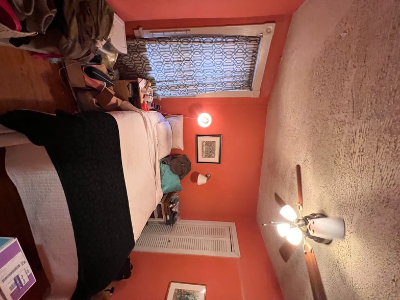 Building Photo - 3009 Ellwood Ave