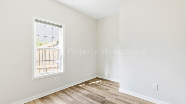 Building Photo - 1010 Winterberry Cir