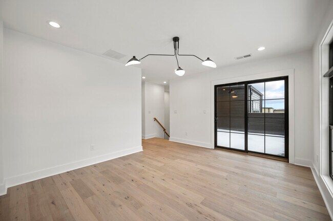 Building Photo - 4161 Cocos Wy