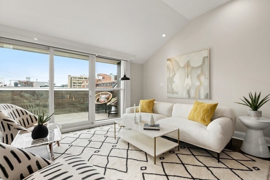 Building Photo - 771 Harrison Ave