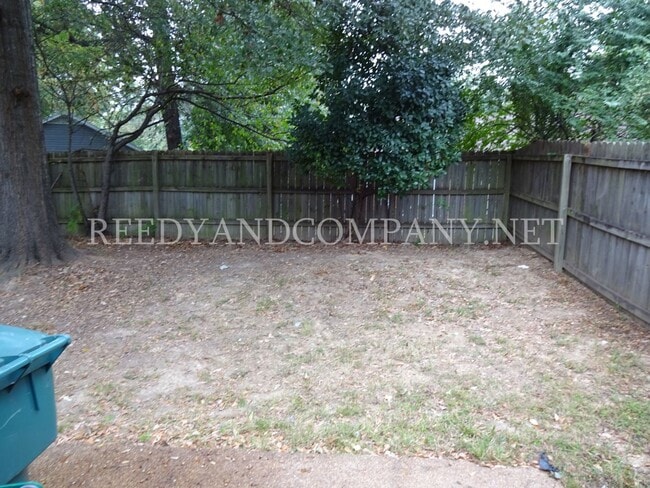 Building Photo - 6714 Whitten Pine Dr