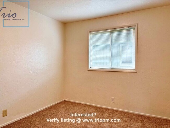 Building Photo - 2577 L St