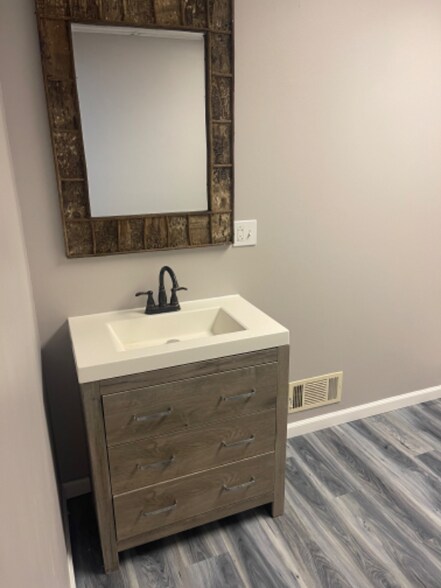 Building Photo - 150 Lighthouse Ln