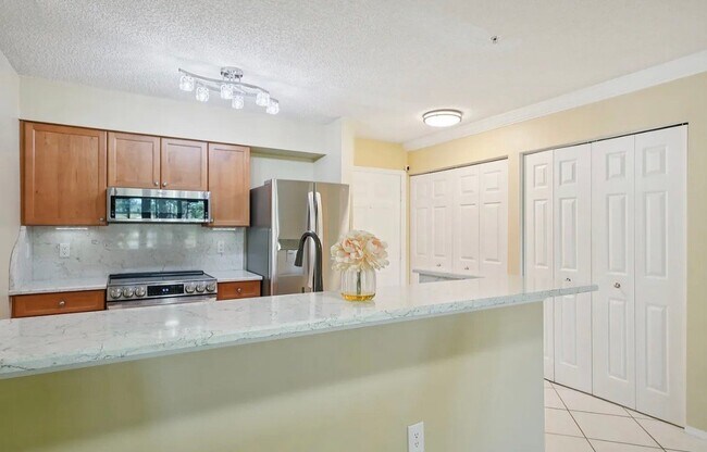 Building Photo - 2400 Feather Sound Dr