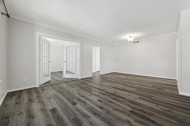 Building Photo - 9031 Gaylord Dr