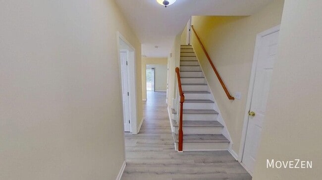 Building Photo - 5421 Advantis Dr