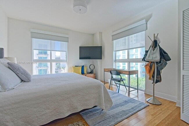 Building Photo - 7285 SW 90th St