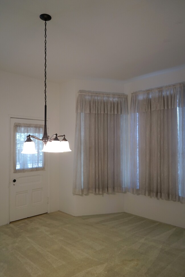 Formal Dining Room - 120 E Fern Ave