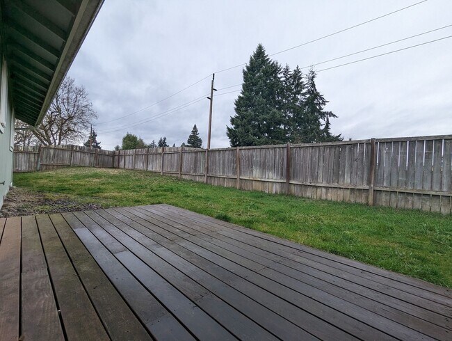Building Photo - Great 3-Bedroom, 2-Bath Home In A Cul-De-Sac!