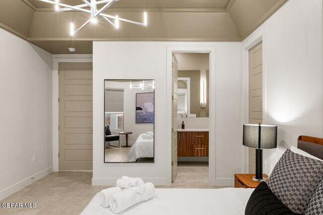 Building Photo - 828 Acton St