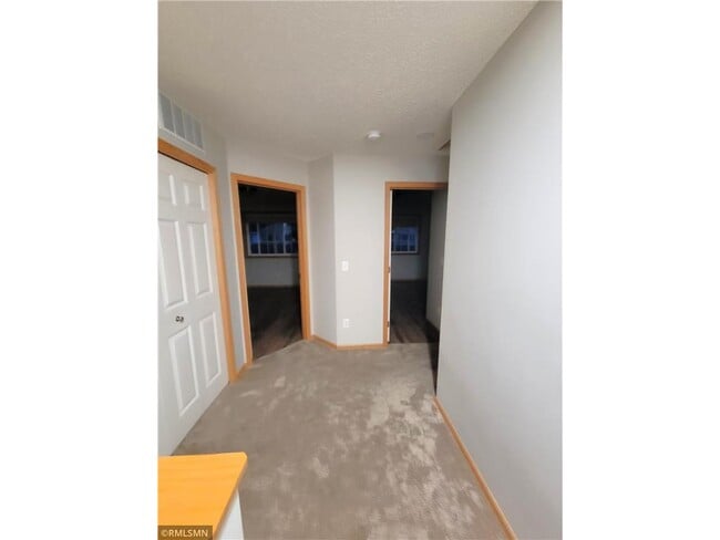 Building Photo - 3553 Sterling Heights Dr