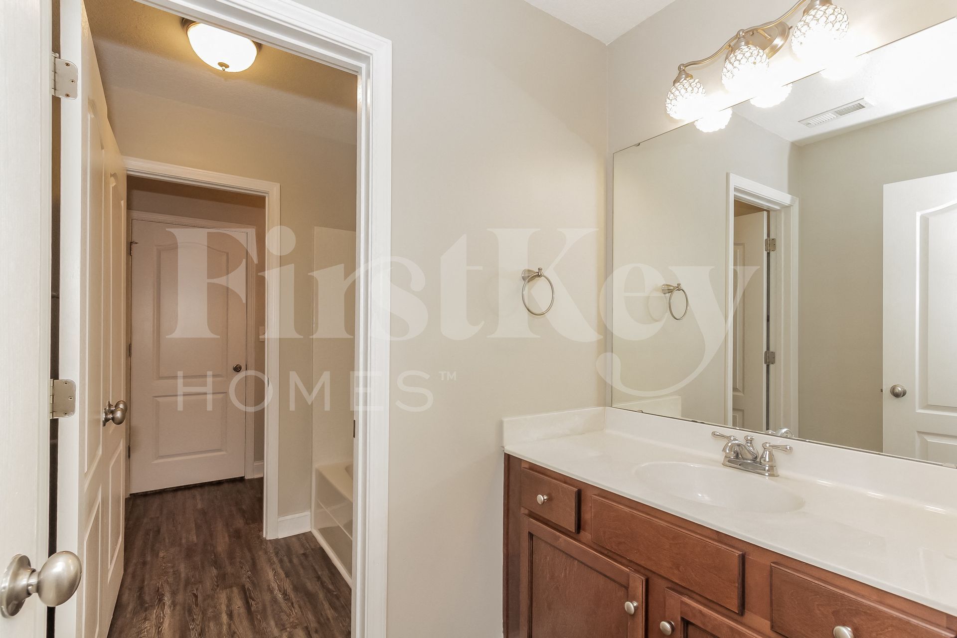 Building Photo - 7225 Caley St