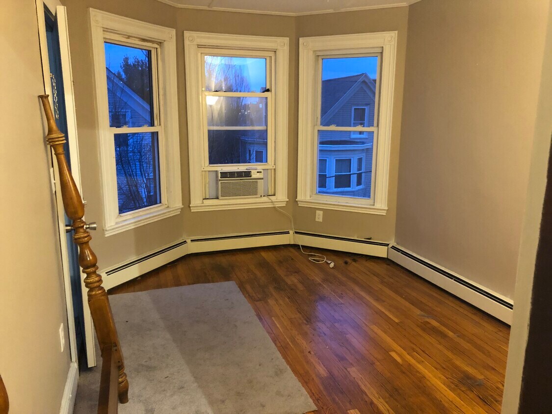 Primary Photo - 41 Waterville St