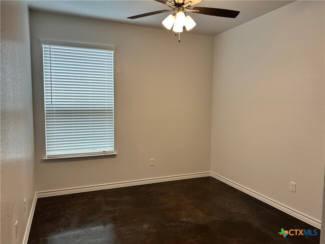 Building Photo - 315 Riptide Rd