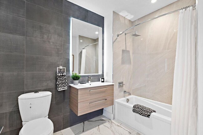 Building Photo - 6025 JFK Blvd E