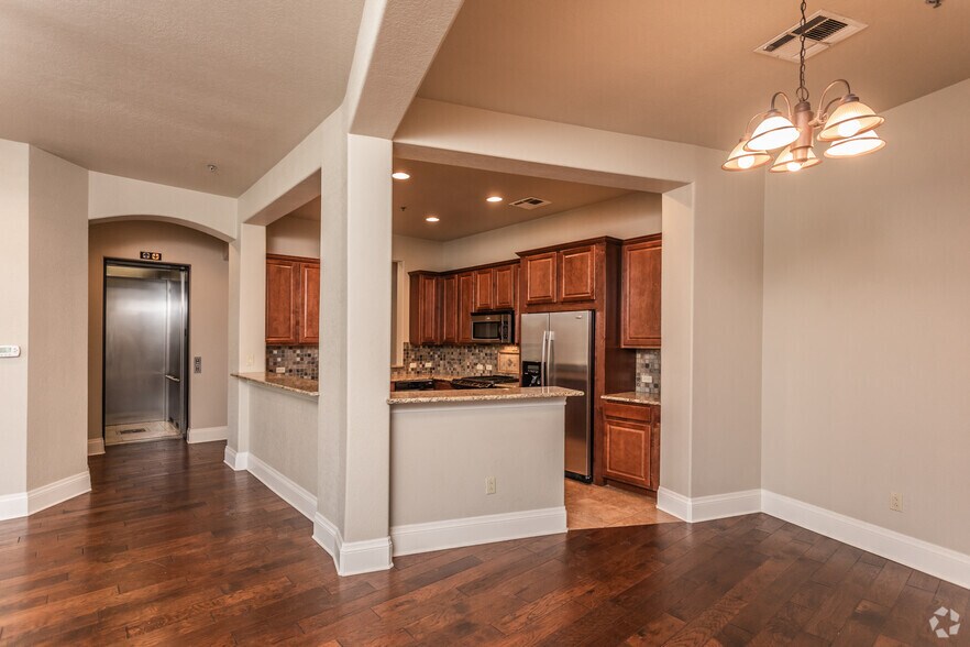 The Overlook at Westover Hills Apartment Home San Antonio, TX