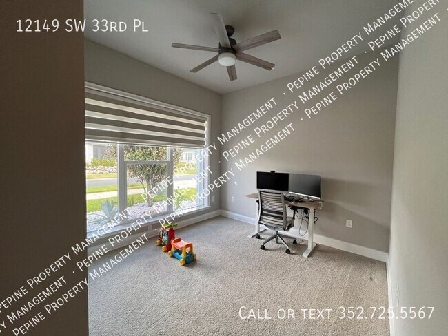 Building Photo - 12149 SW 33rd Pl