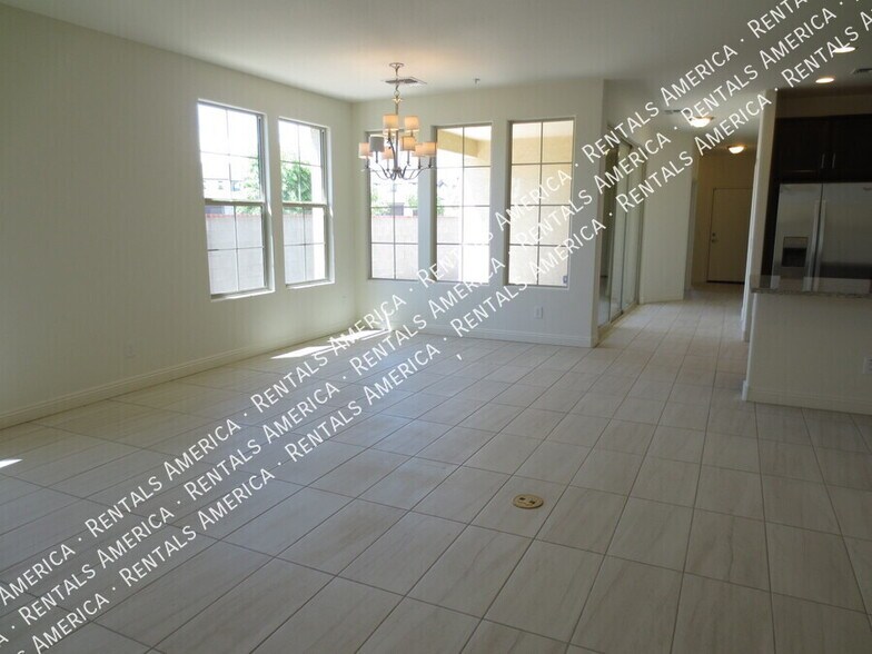 Building Photo - 20756 W Legend Trail