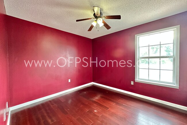 Building Photo - Spacious 4-Bedroom Home with Bonus Loft & Huge Backyard Deck – Available Now!