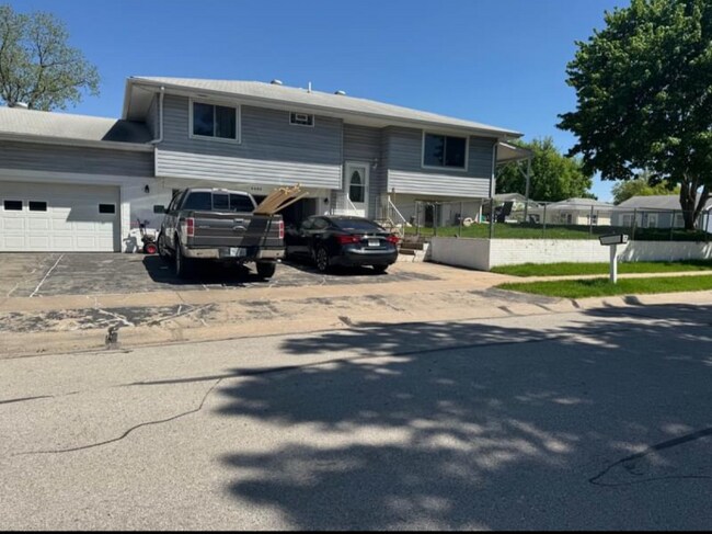 Building Photo - 3500 N 10th St