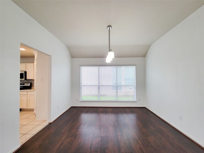 Building Photo - 15311 Streetcar Ct