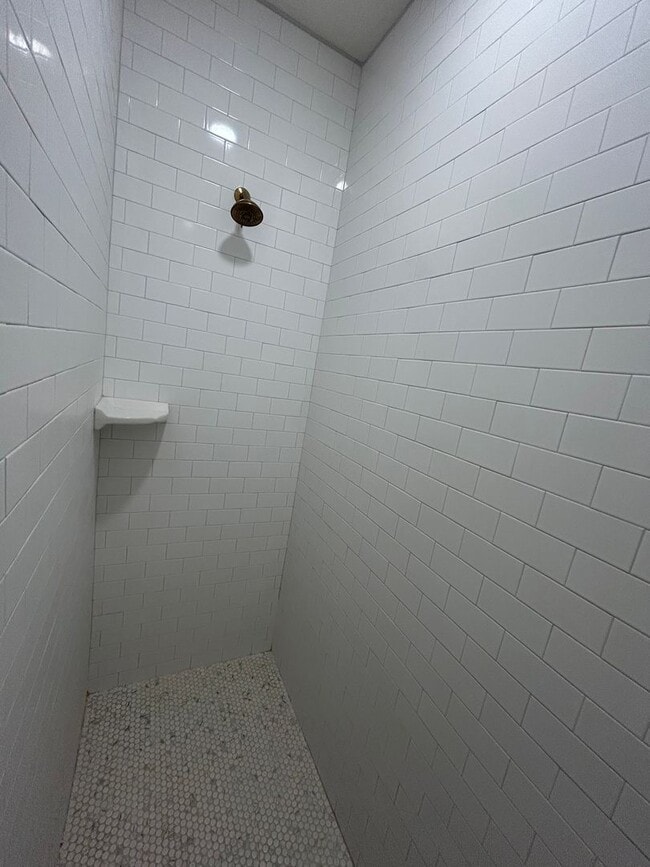 Building Photo - Beautiful Home in Newberry