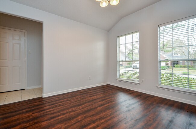 Building Photo - 14410 Pelican Marsh Dr