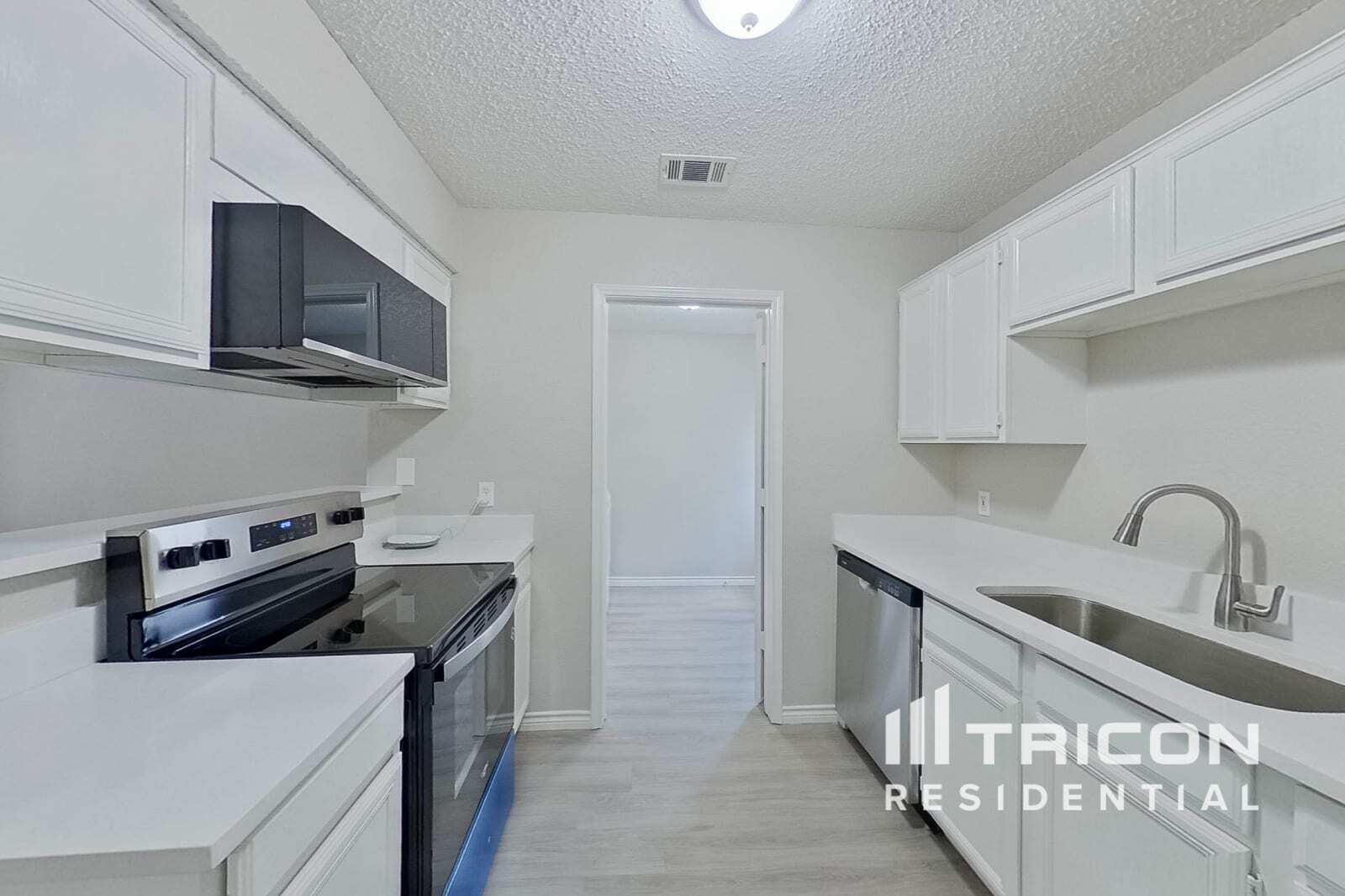 Building Photo - 10544 N Haven Dr