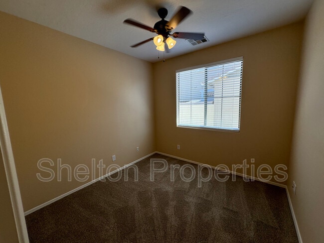 Building Photo - 13255 N 153rd Ln