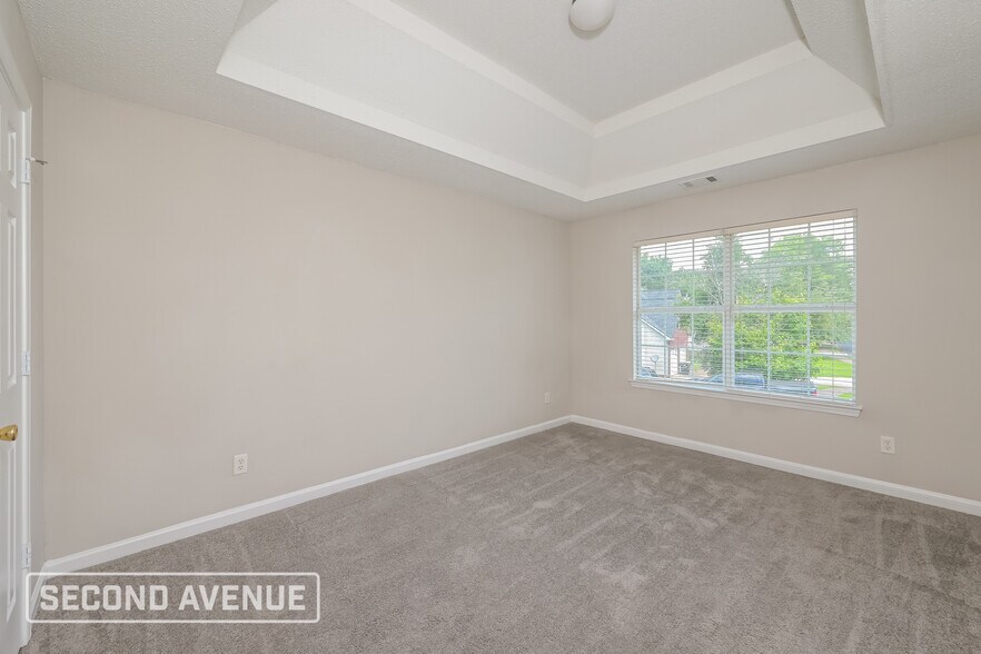Building Photo - 149 Kentwood Springs Dr