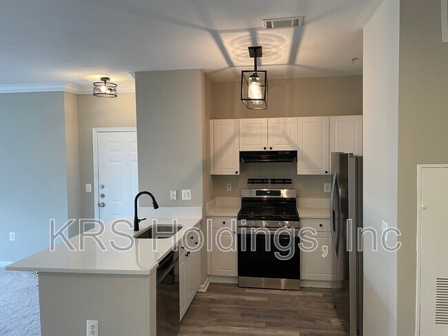 Building Photo - 11399 Aristotle Dr