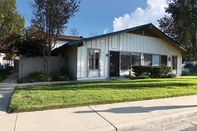 Building Photo - 1744 Orinda Ct