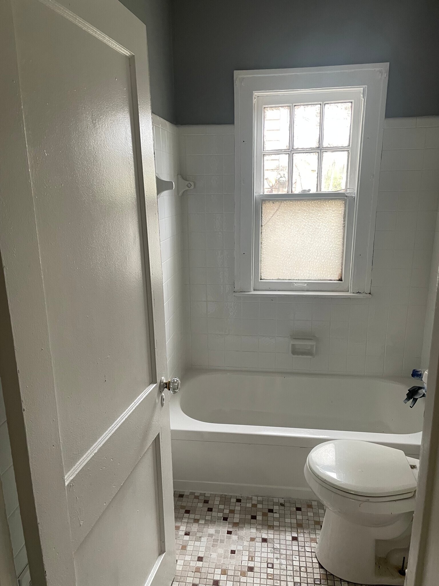 Building Photo - 14242 Ohio St