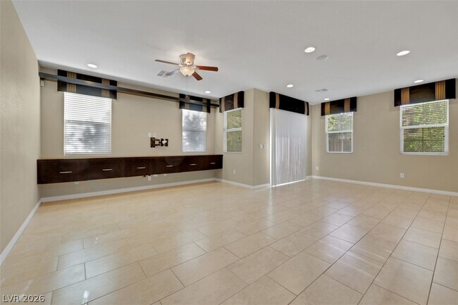 Building Photo - 11323 Coulter Canyon Dr