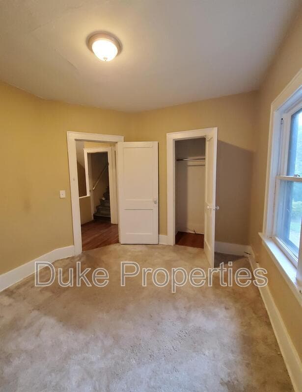 Building Photo - 10 Edgeland St