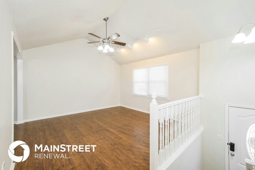 Building Photo - 11301 N Marsh Ave